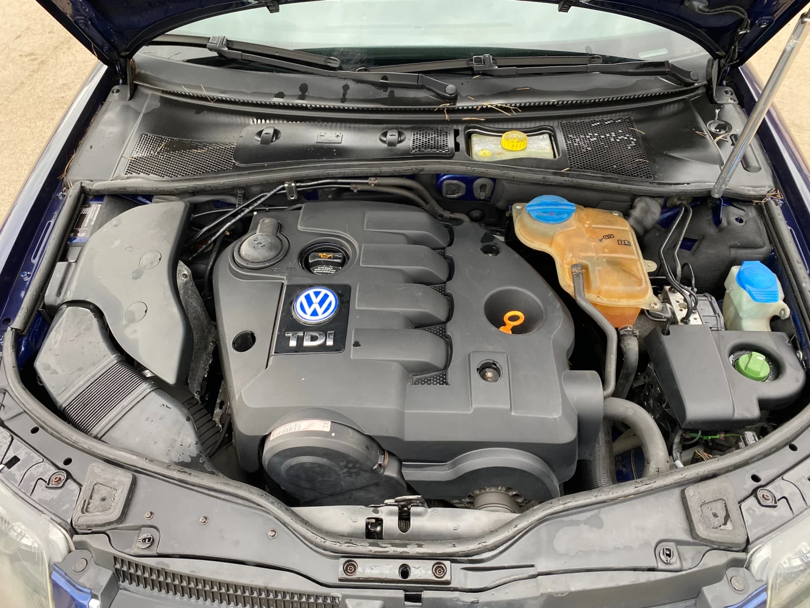 VW Passat 1.9TDI, 131, НОВ СЪЕДИНИТЕЛ, ОБСУЖЕН МОТОР, НОВ ВН, снимка 17 - Автомобили и джипове - 53916335