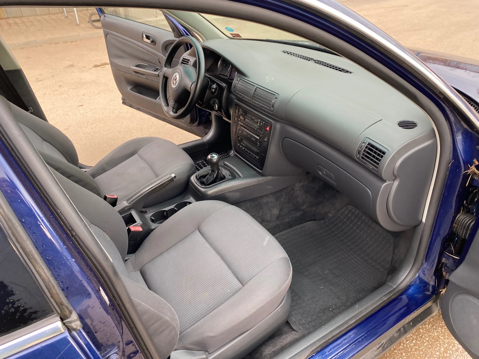 VW Passat 1.9TDI, 131, НОВ СЪЕДИНИТЕЛ, ОБСУЖЕН МОТОР, НОВ ВН, снимка 12 - Автомобили и джипове - 53916335