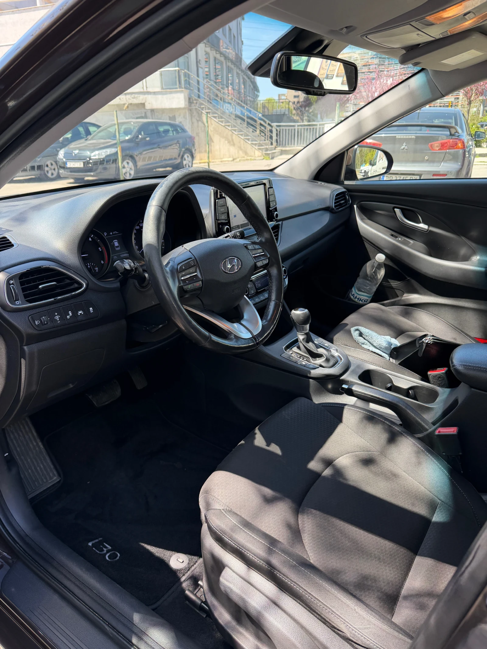 Hyundai I30 1.6 CRDi, снимка 9 - Автомобили и джипове - 54456559