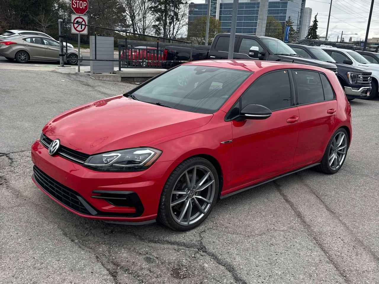 VW Golf R * DSG * CARFAX * KEYLESS * ПОДГРЕВИ * 