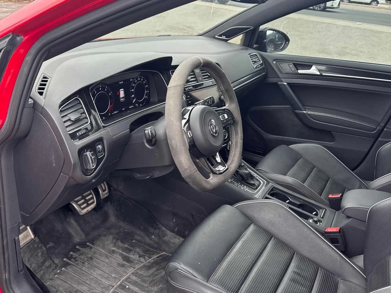 VW Golf R * DSG * CARFAX * KEYLESS * ПОДГРЕВИ * , снимка 5 - Автомобили и джипове - 54424066