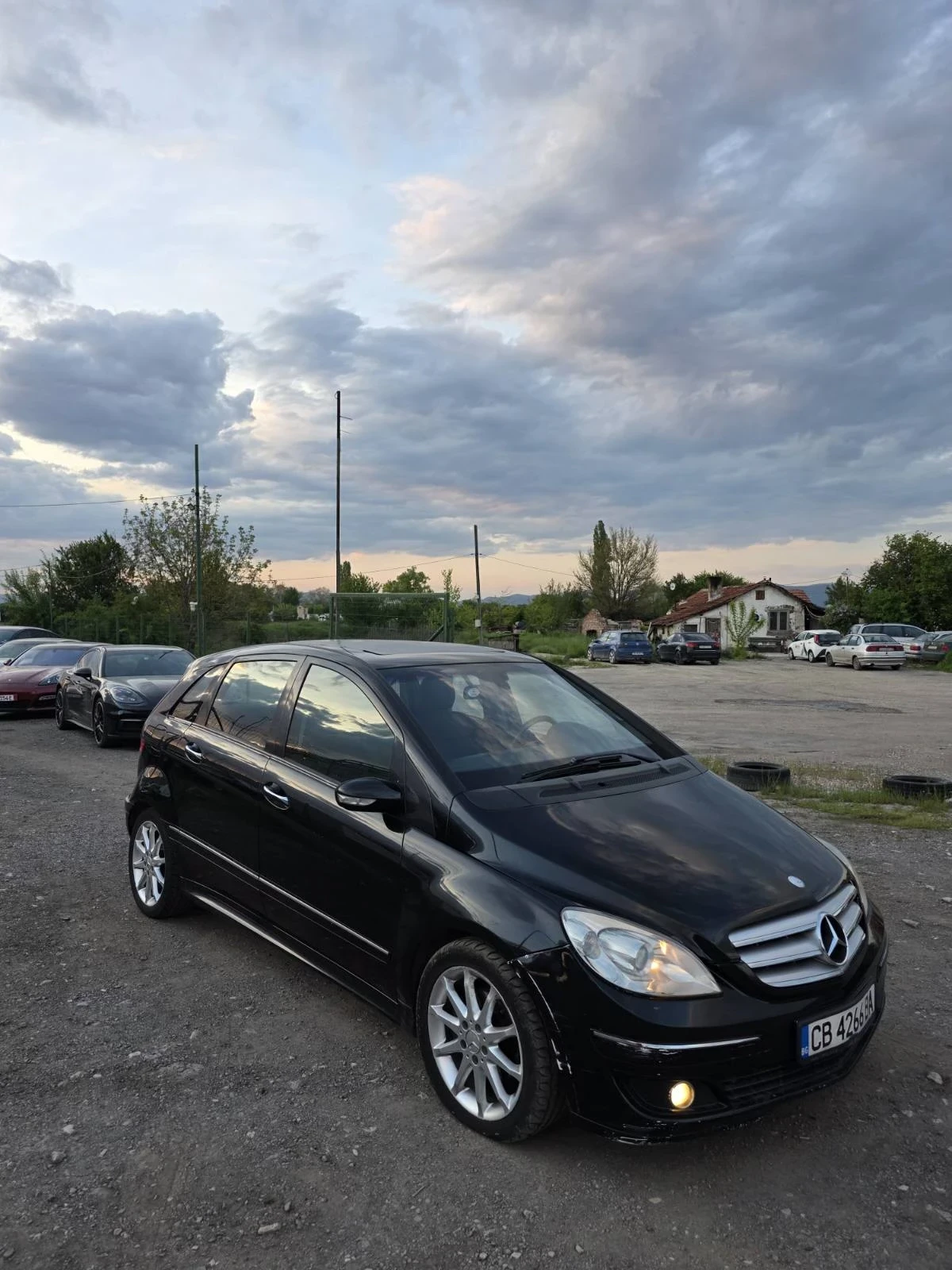 Mercedes-Benz B 200 CDI, снимка 3 - Автомобили и джипове - 54444883
