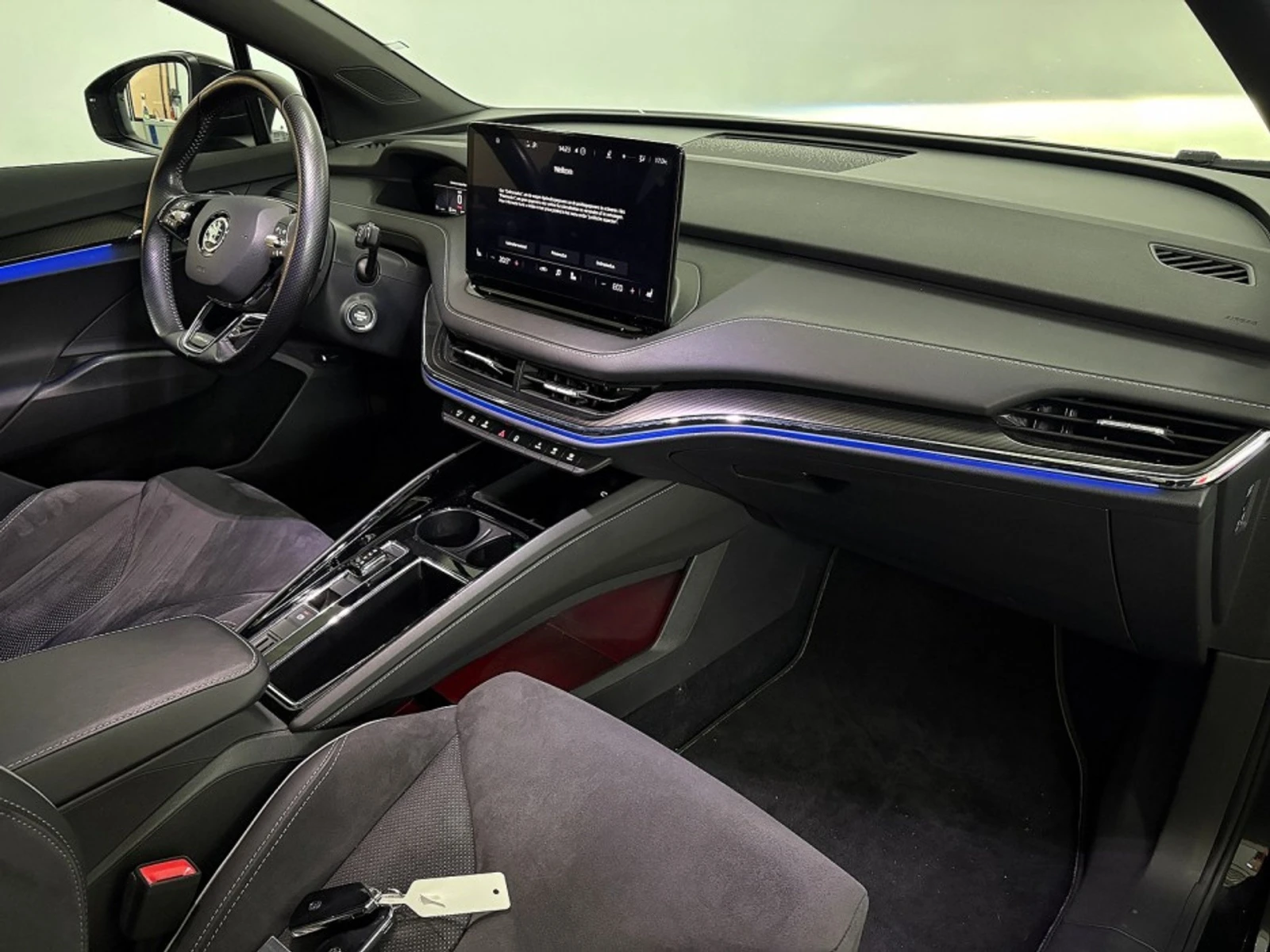 Skoda Enyaq 60 Sportline, снимка 12 - Автомобили и джипове - 54639842