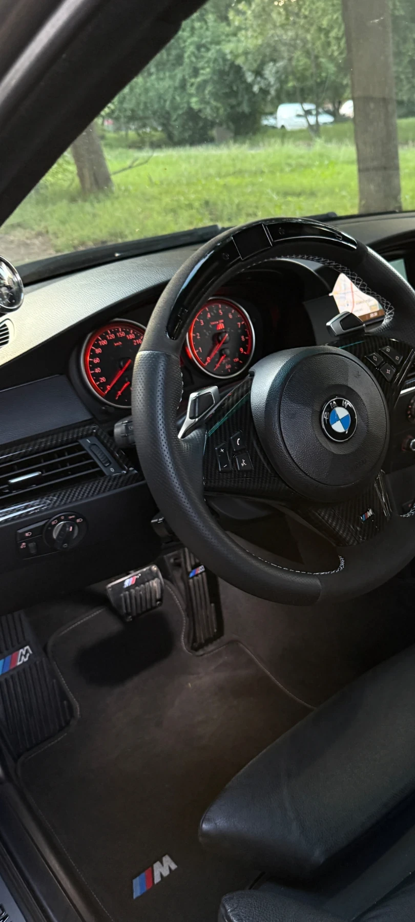 BMW 550 M-power Paket, снимка 17 - Автомобили и джипове - 54991198