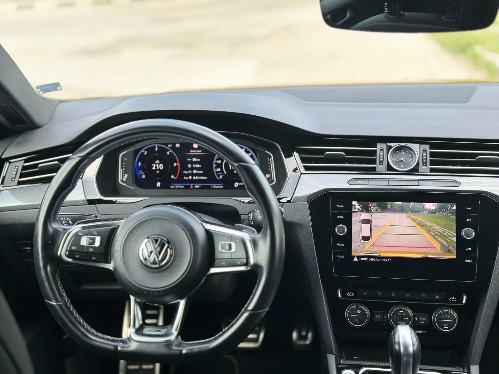 VW Arteon R-Line  2.0 TDI DSG - Top, снимка 16 - Автомобили и джипове - 54996367