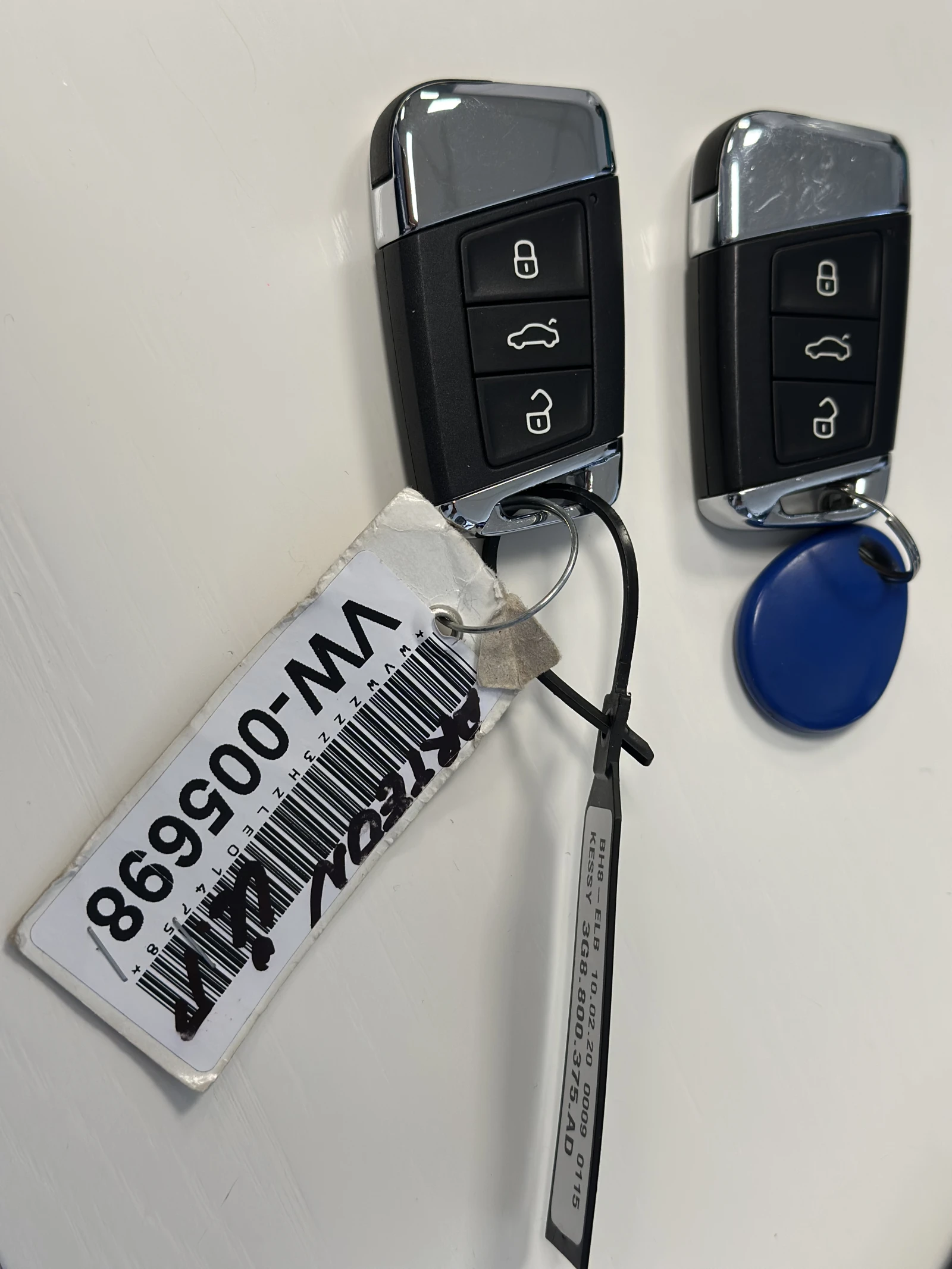 VW Arteon R-Line  2.0 TDI DSG - Top, снимка 5 - Автомобили и джипове - 54996367