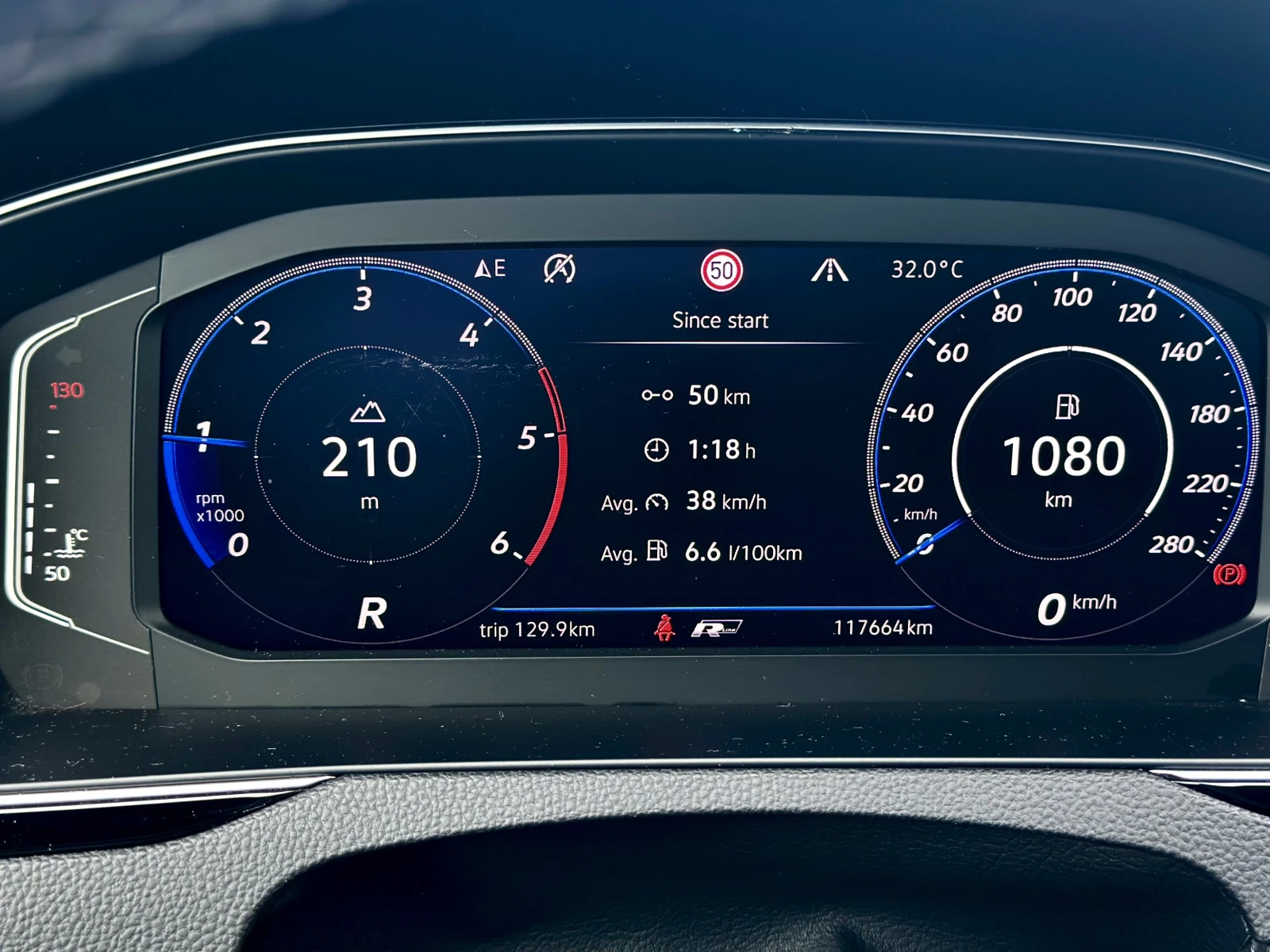 VW Arteon R-Line  2.0 TDI DSG - Top, снимка 4 - Автомобили и джипове - 54996367