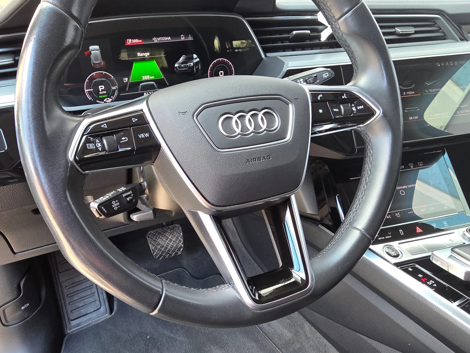 Audi E-Tron Audi e-tron 55 Q ADVANCED MTRX/ACC/HuD/PANO/360/NA | Mobile.bg � ����������� 16