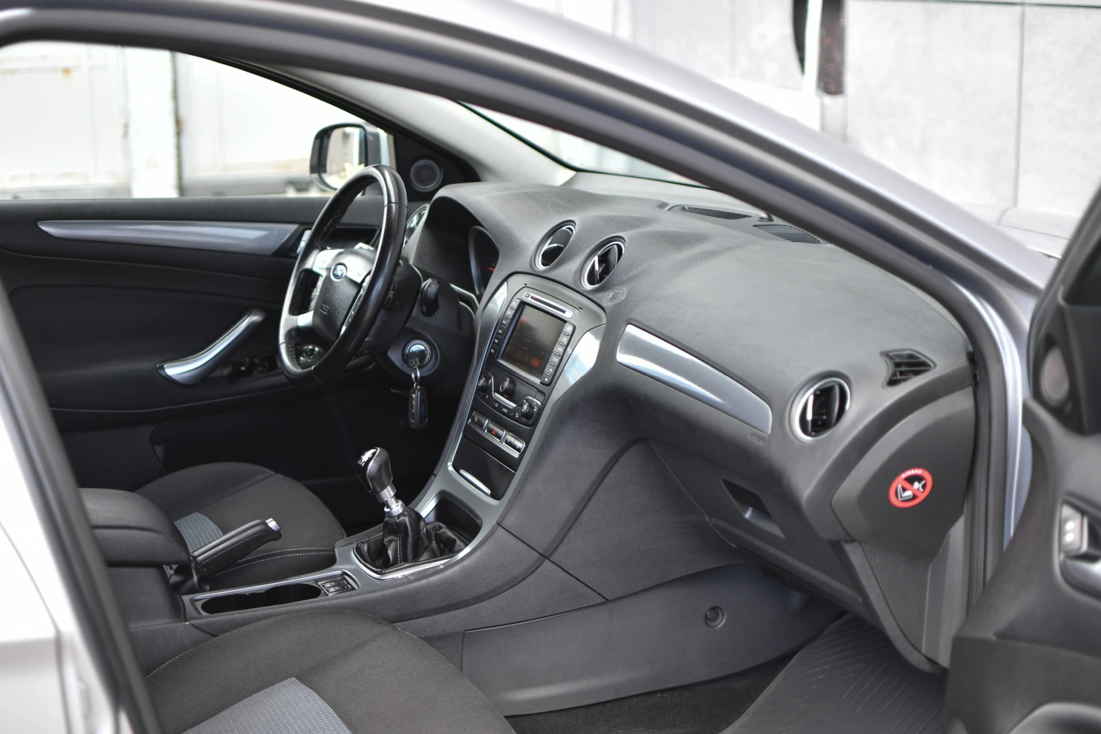 Ford Mondeo 2.0 TDCI, снимка 7 - Автомобили и джипове - 55234068
