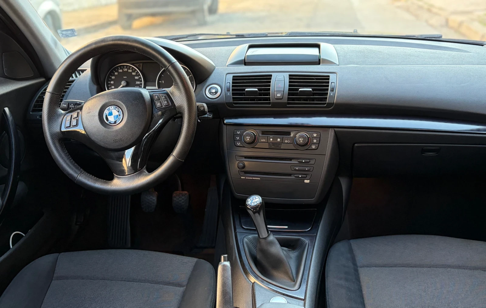 BMW 120, снимка 8 - Автомобили и джипове - 55382273
