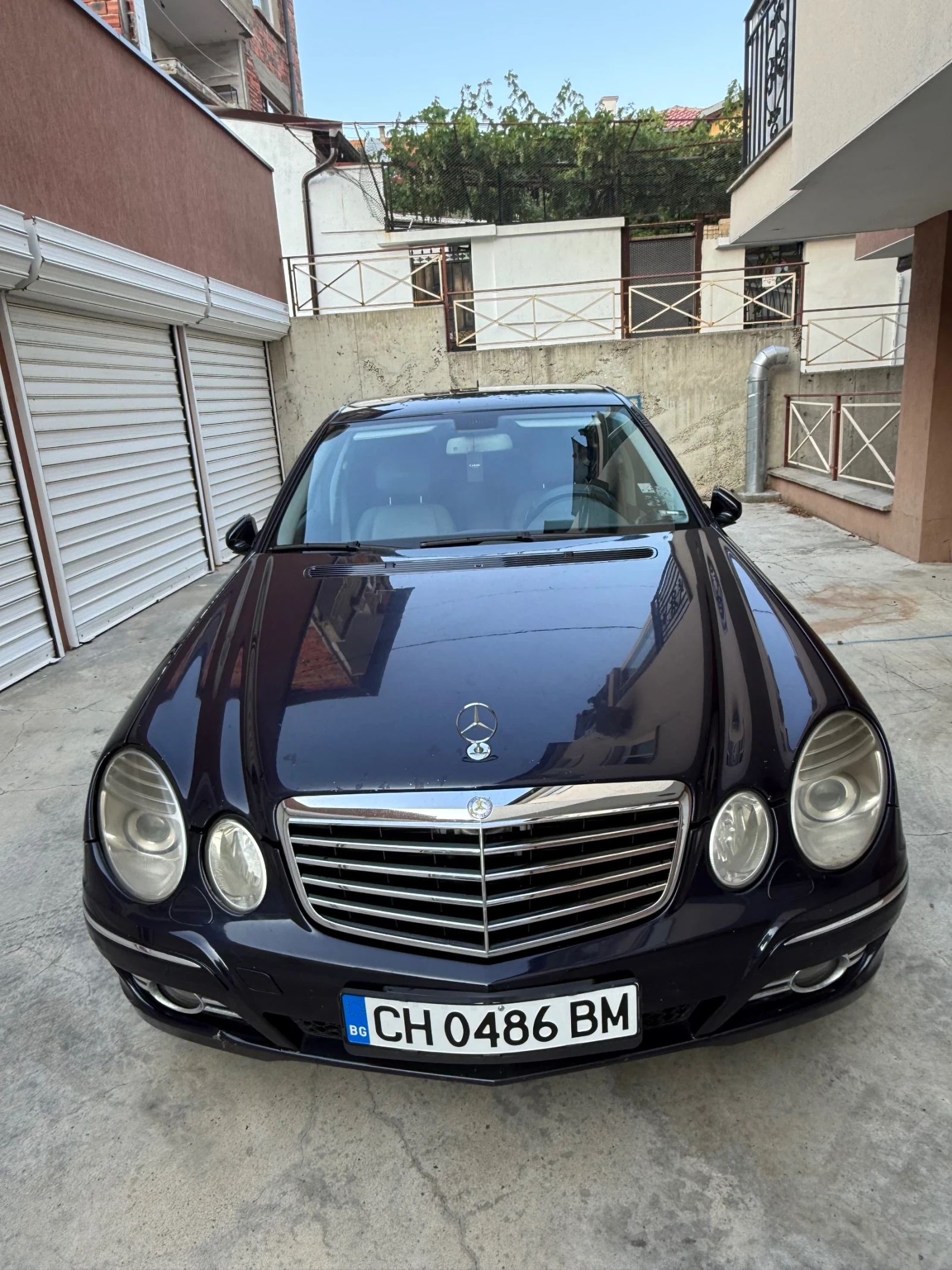 Mercedes-Benz 320