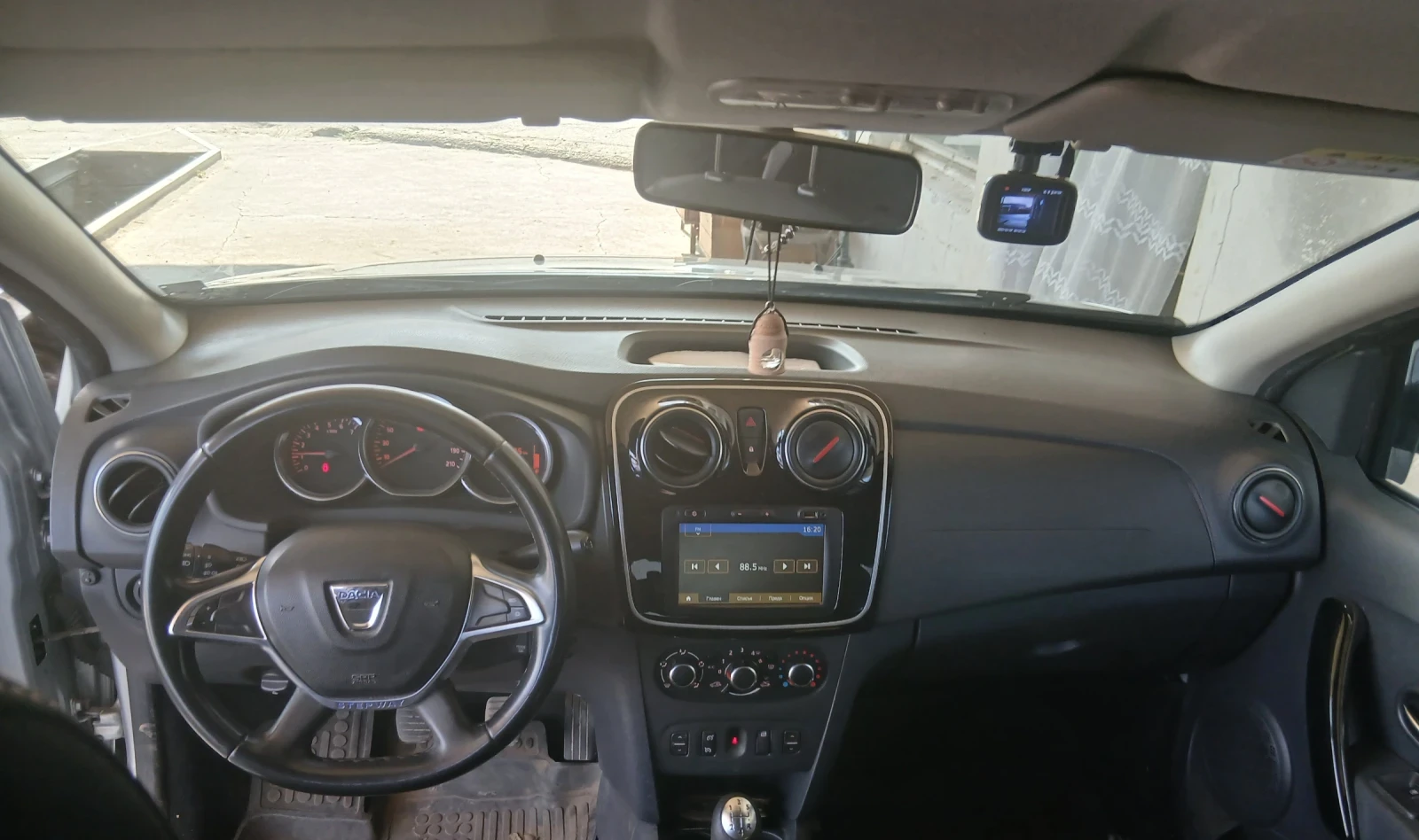 Dacia Sandero Stepway Techroad | Mobile.bg � ����������� 16
