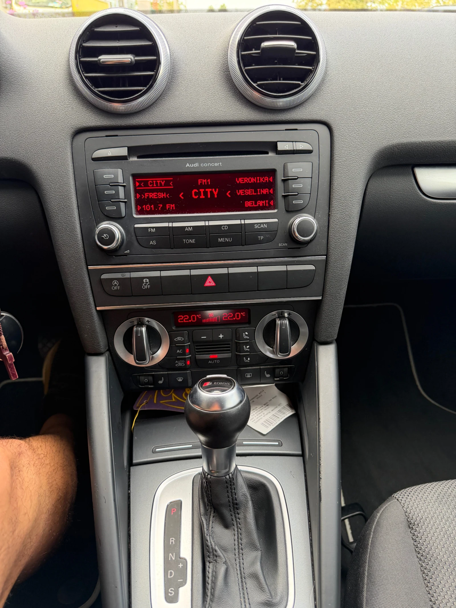 Audi A3 1.4TFSI S- Tronic , снимка 7 - Автомобили и джипове - 55928497