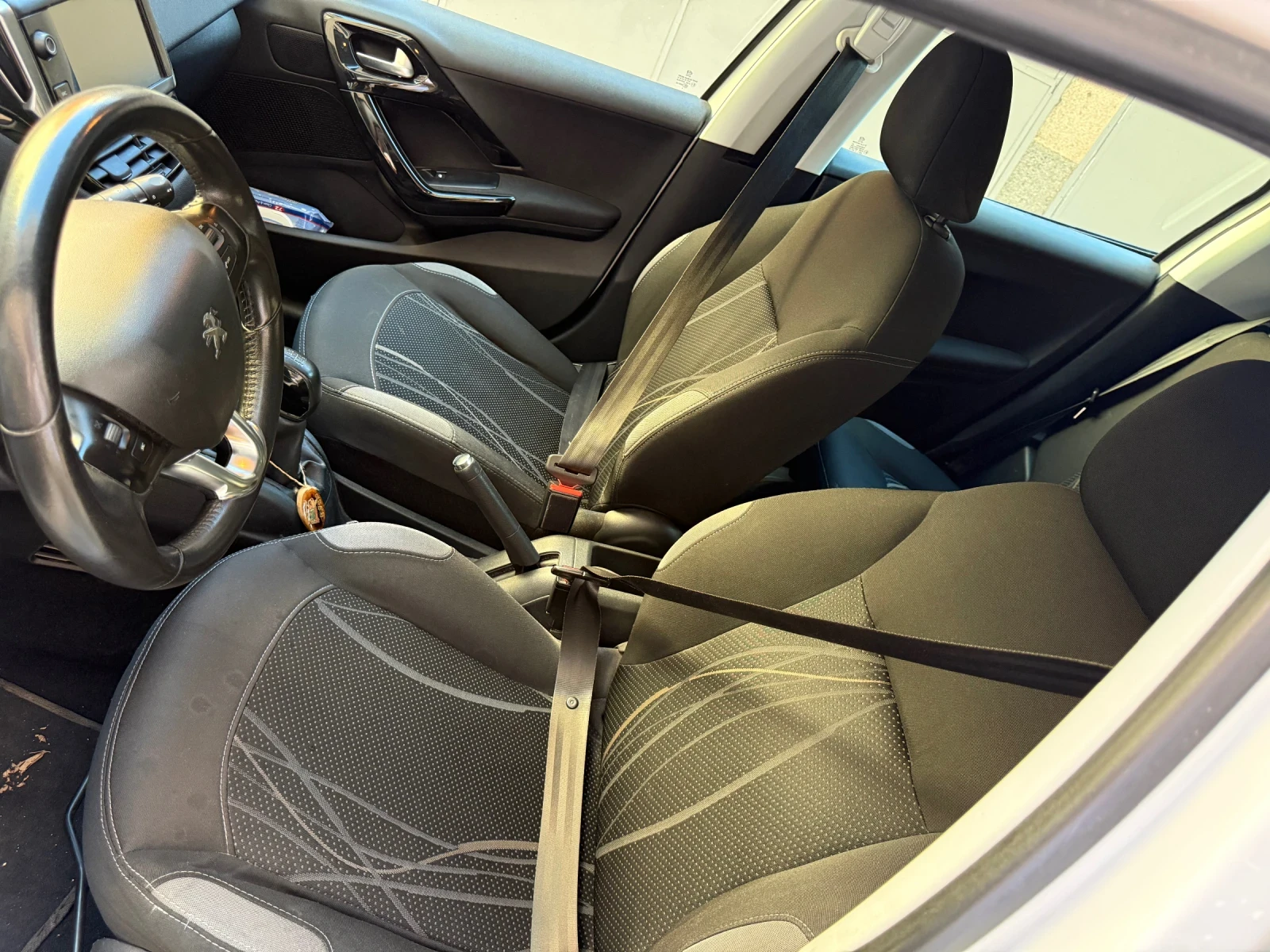 Peugeot 208 1, 4d, снимка 15 - Автомобили и джипове - 56054818