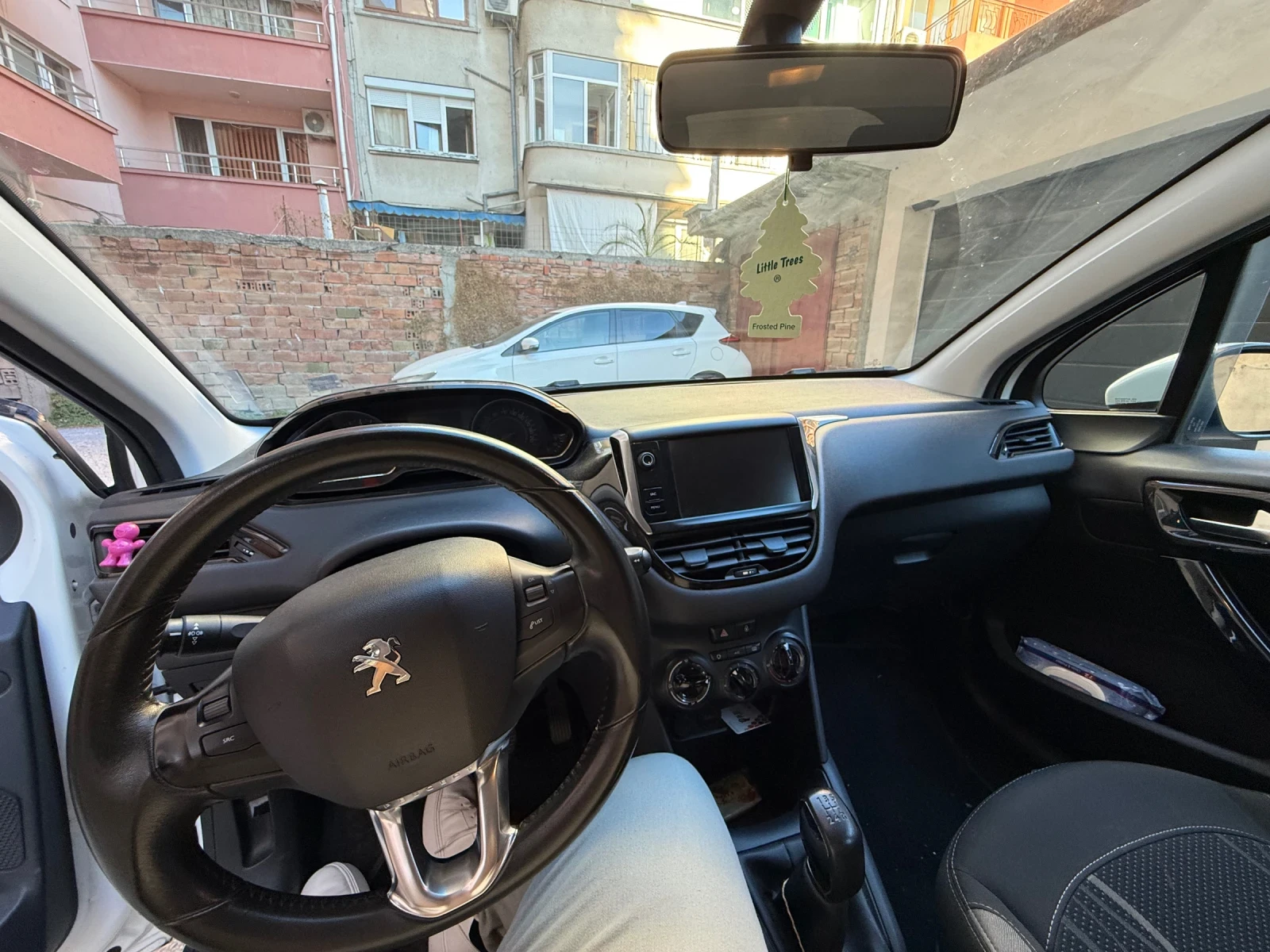 Peugeot 208 1, 4d, снимка 14 - Автомобили и джипове - 56054818
