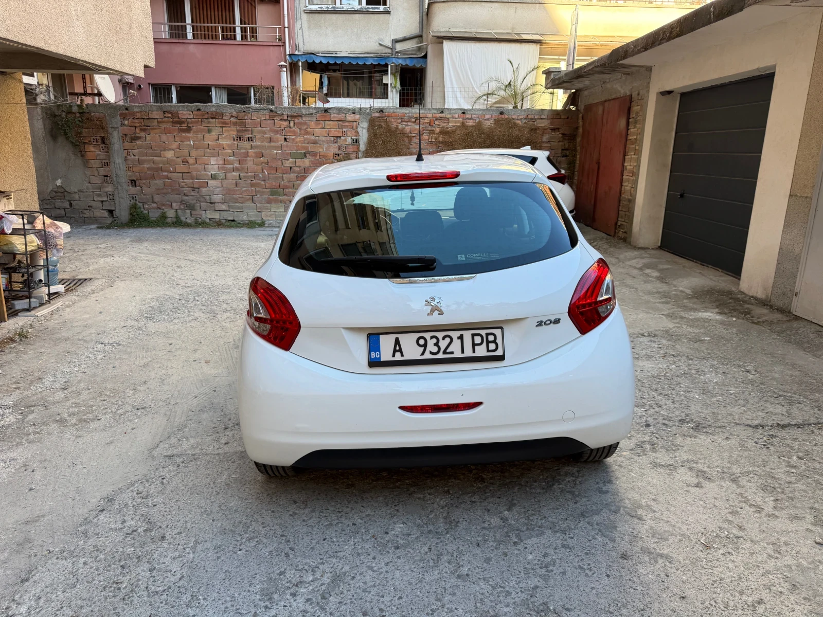 Peugeot 208 1, 4d, снимка 5 - Автомобили и джипове - 56054818