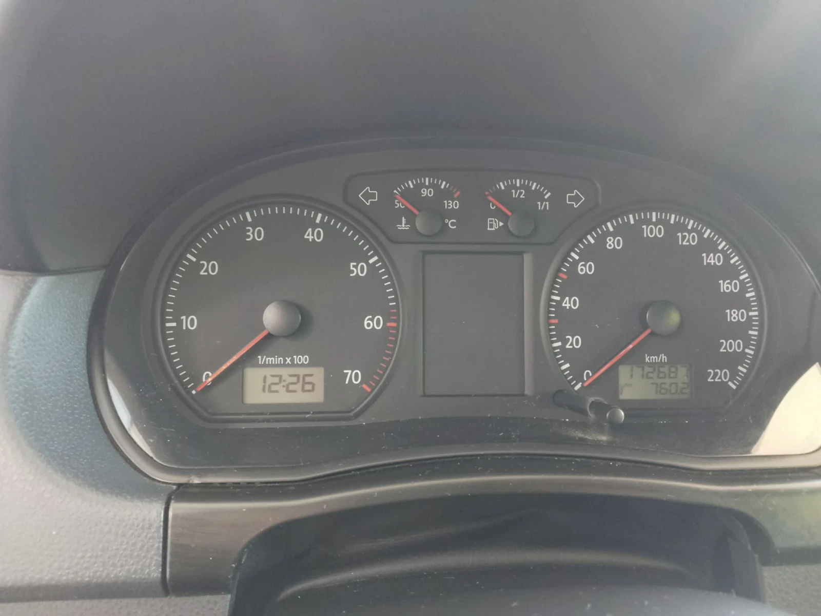 VW Polo 1.2i, снимка 5 - Автомобили и джипове - 56201871
