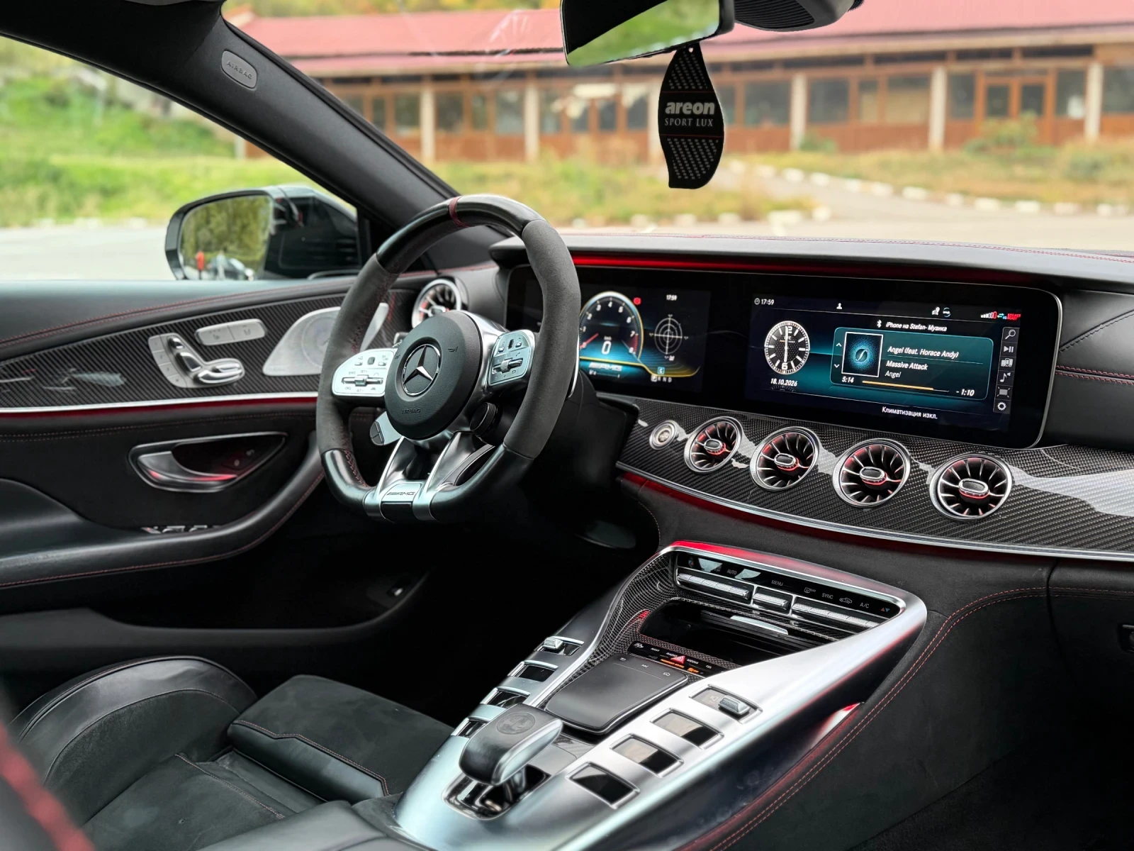Mercedes-Benz AMG GT, снимка 13 - Автомобили и джипове - 56564135