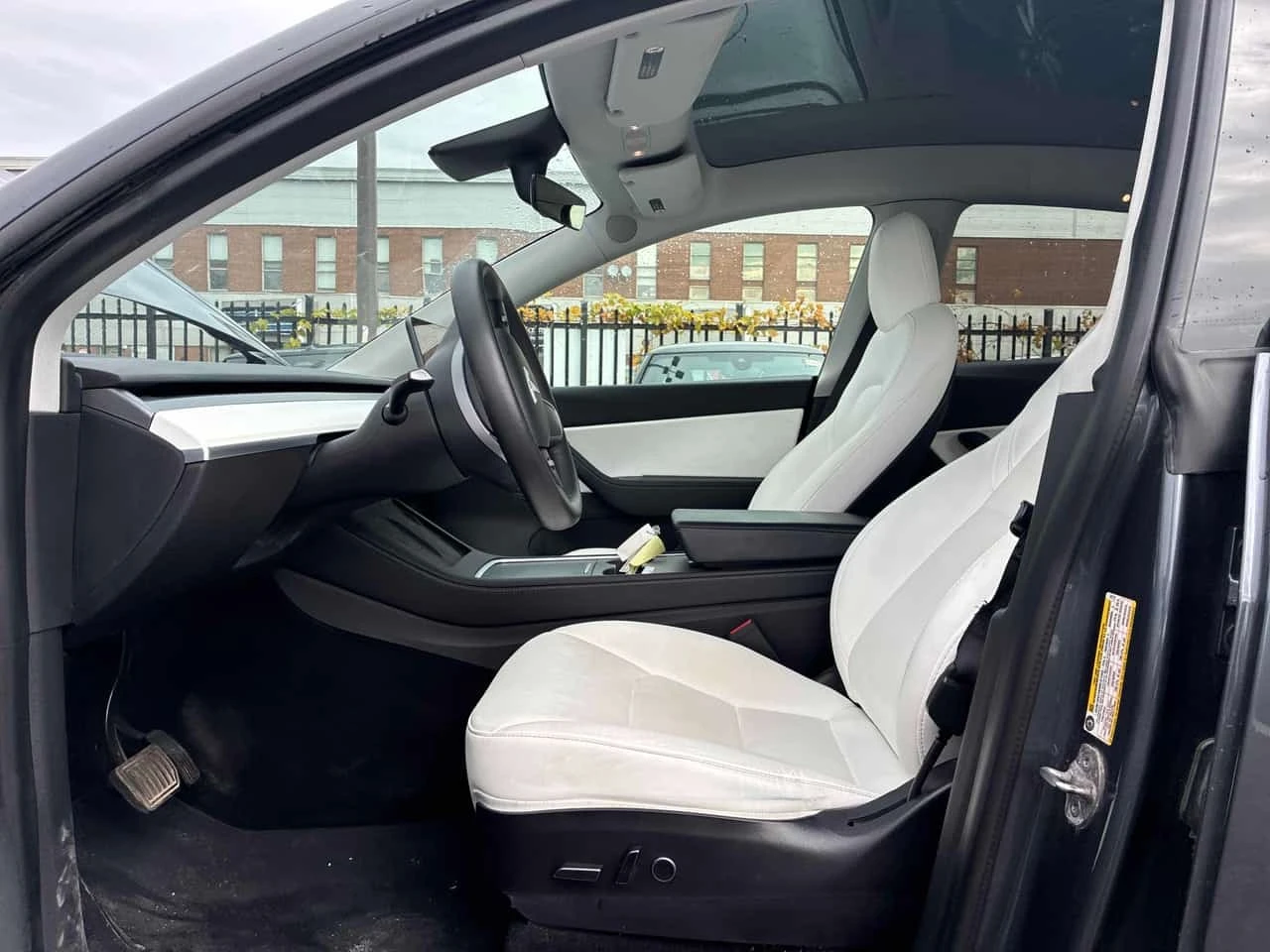 Tesla Model Y * Long Range * CARFAX * ПРЕДСТАВИТЕЛСТВО * , снимка 14 - Автомобили и джипове - 56691198