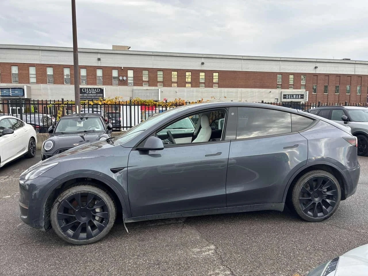 Tesla Model Y * Long Range * CARFAX * ПРЕДСТАВИТЕЛСТВО * , снимка 2 - Автомобили и джипове - 56691198