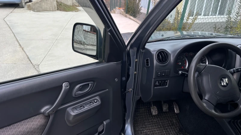 Suzuki Jimny, снимка 5 - Автомобили и джипове - 49276638