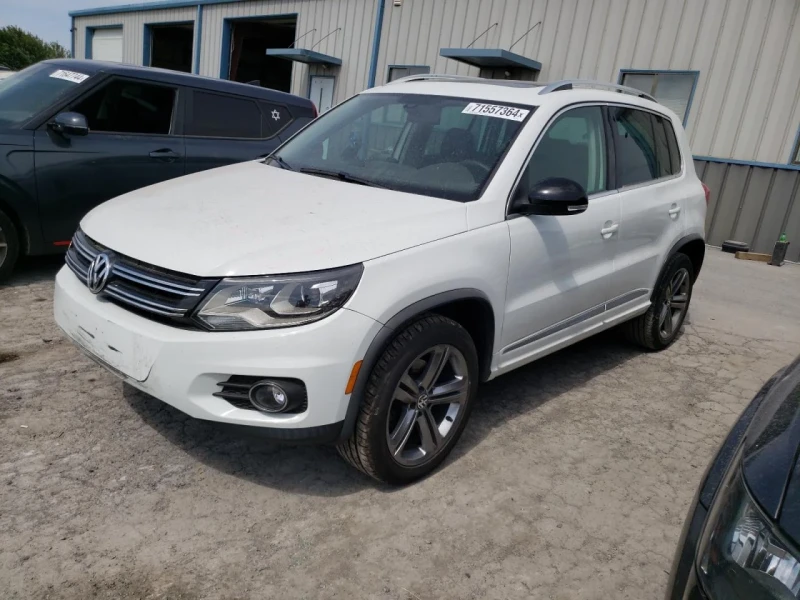 VW Tiguan, снимка 1 - Автомобили и джипове - 49304701