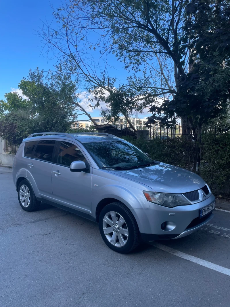 Mitsubishi Outlander, снимка 4 - Автомобили и джипове - 52515243