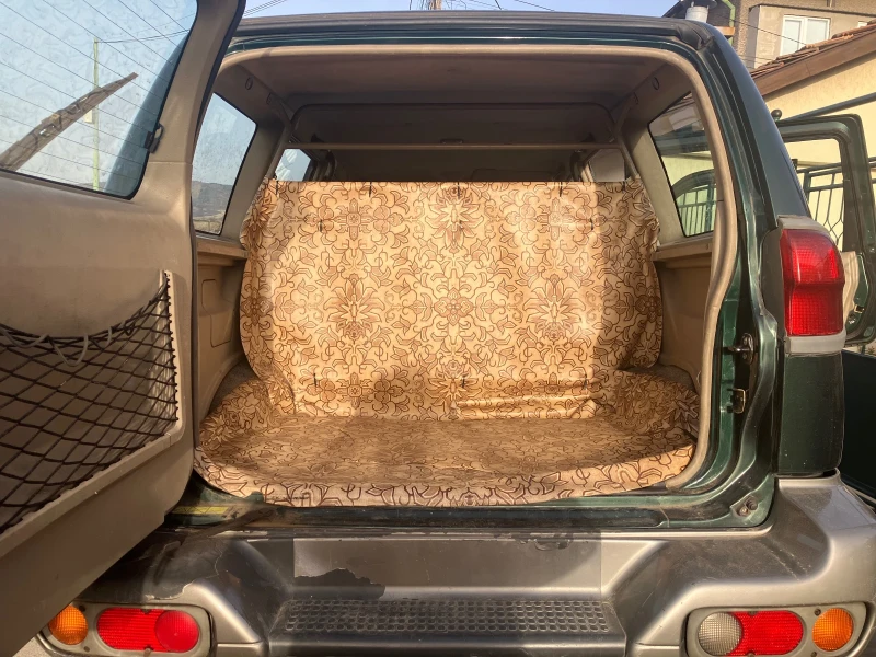 Nissan Terrano, снимка 7 - Автомобили и джипове - 52432161