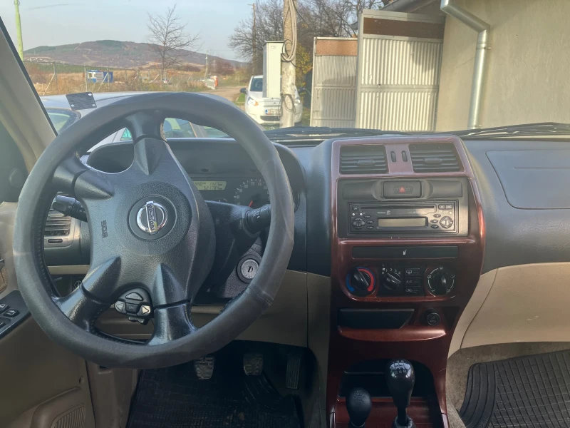 Nissan Terrano, снимка 6 - Автомобили и джипове - 52432161