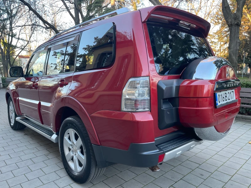 Mitsubishi Pajero, снимка 2 - Автомобили и джипове - 52745435