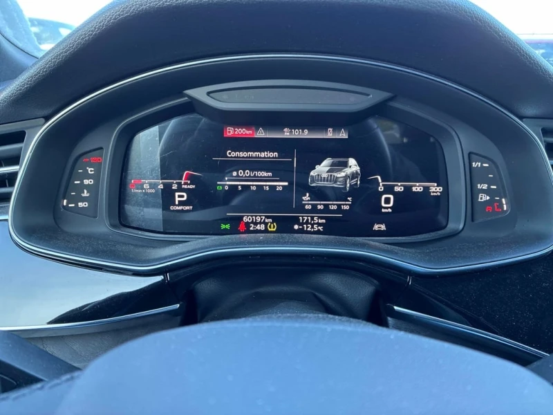 Audi Q7 * Komfort * CARFAX * ДВА КЛЮЧА * 7 МЕСТА, снимка 8 - Автомобили и джипове - 53424785