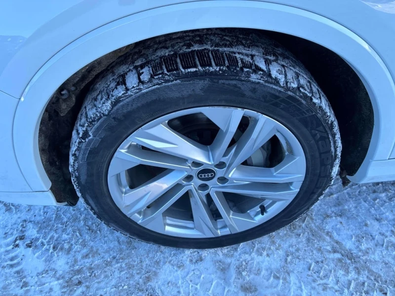 Audi Q7 * Komfort * CARFAX * ДВА КЛЮЧА * 7 МЕСТА, снимка 7 - Автомобили и джипове - 53424785