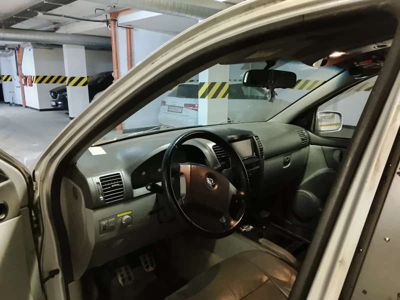 Kia Sorento, снимка 8 - Автомобили и джипове - 53486870