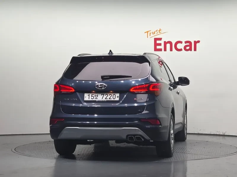 Hyundai Santa fe 2.0, снимка 4 - Автомобили и джипове - 54256624