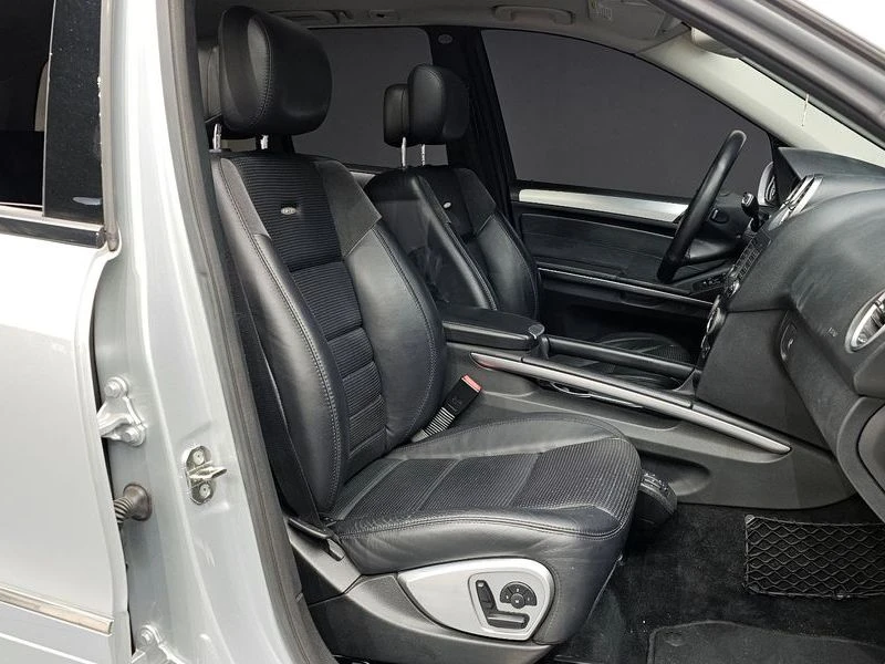 Mercedes-Benz ML 63 AMG ML63 AMG| 510к.с.| ВКЛ.ТЕХНОТЕСТ, снимка 11 - Автомобили и джипове - 55394017