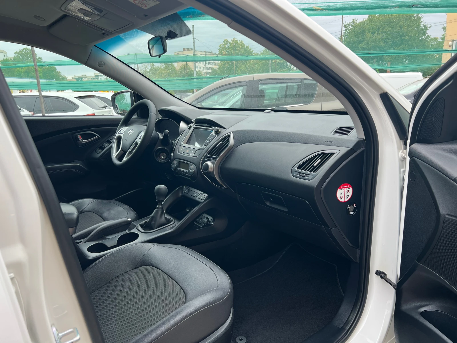 Hyundai IX35 1.7d * Face Lift * NAVI - изображение 10