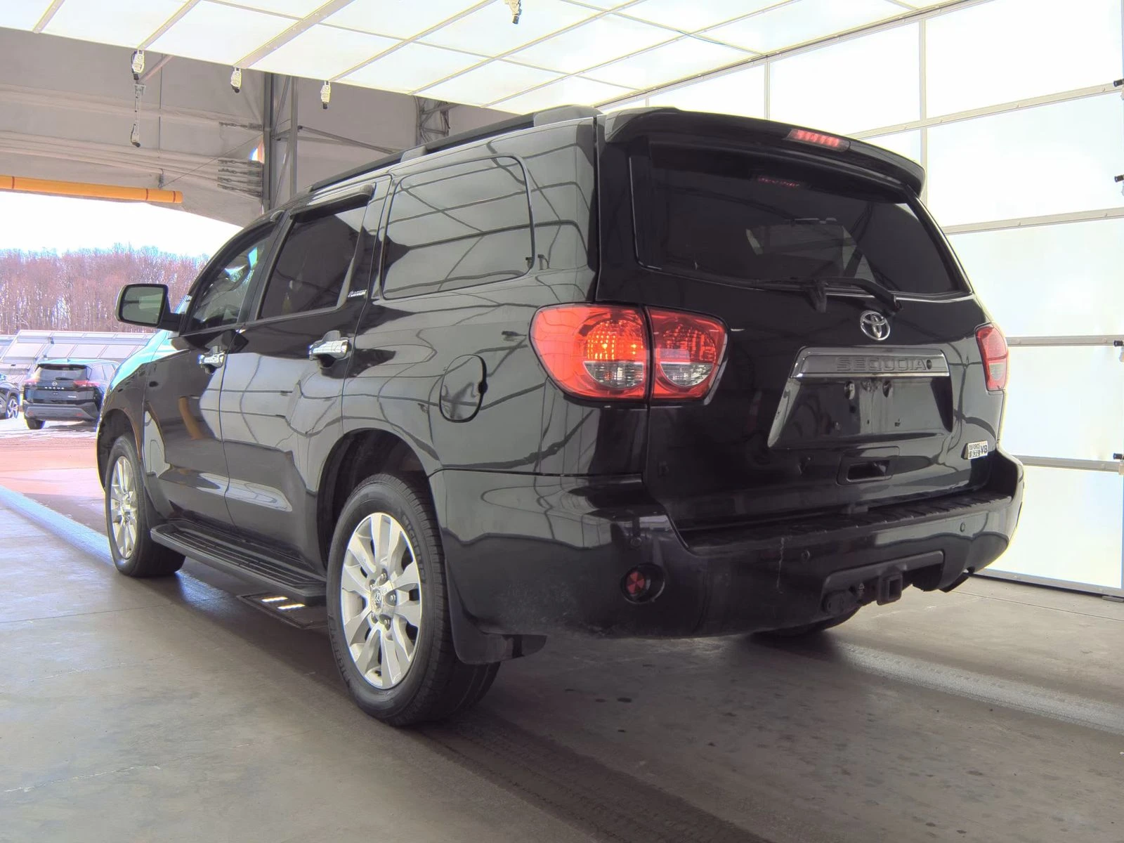 Toyota Sequoia PLATINUM* 5.7* V8* ПОДГРЕВ* КАМЕРА* КЕЙЛЕС - изображение 4