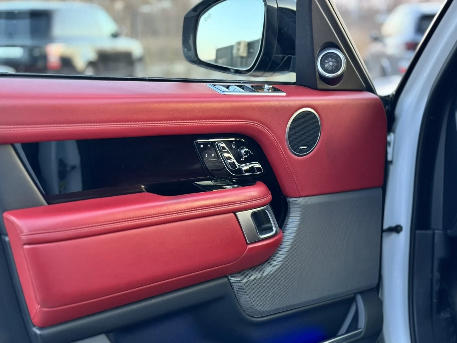 Land Rover Range rover Autobiography , снимка 15 - Автомобили и джипове - 53820106