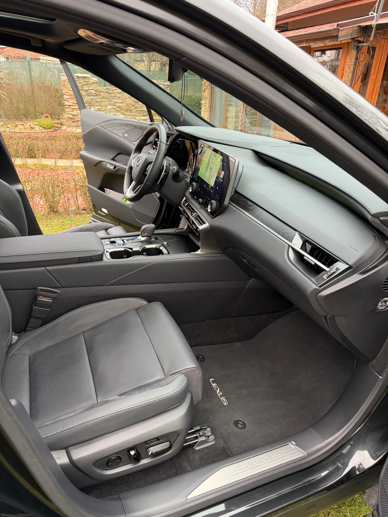 Lexus RX 450h plus Luxury Line В Гаранция, снимка 5 - Автомобили и джипове - 54019028