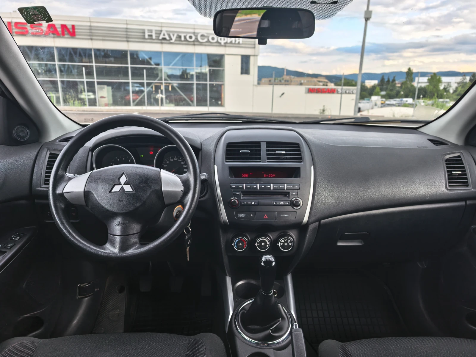 Mitsubishi ASX 1.6 бензин - ТОП състояние + 4 зимни гуми с джанти, снимка 11 - Автомобили и джипове - 55180403