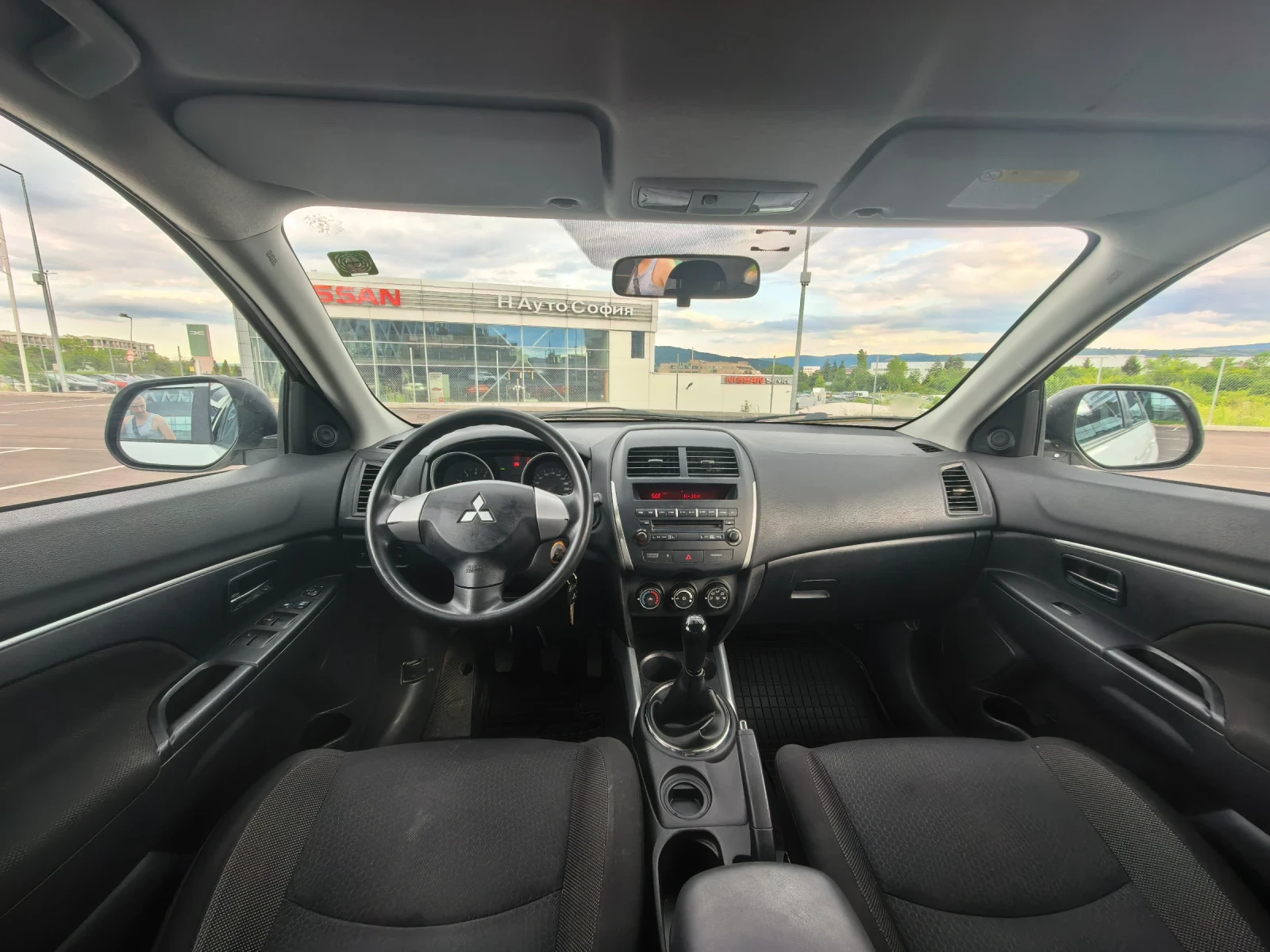 Mitsubishi ASX 1.6 бензин - ТОП състояние + 4 зимни гуми с джанти, снимка 12 - Автомобили и джипове - 55180403