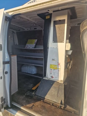 Renault Master автовишка, снимка 12