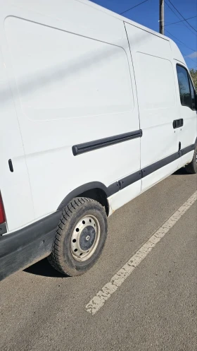Обява за продажба на Renault Master 2.5 дизел А/С ~7 500 лв. - изображение 6