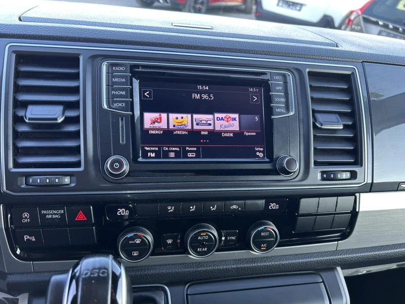 VW Caravelle 2.0 TDI 150 * DSG * 2 странични врати * MATRIX * , снимка 16 - Бусове и автобуси - 49377440