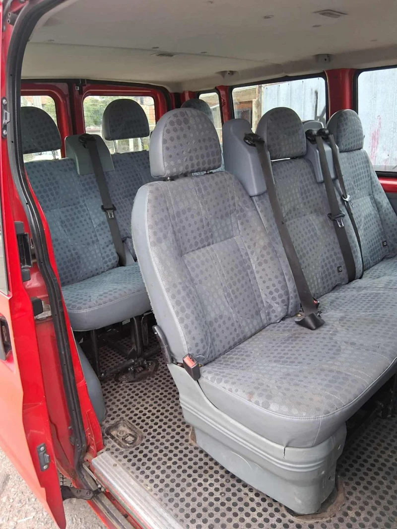 Ford Transit 2.2 cdti 125hp 2010g. 300.000km, снимка 11 - Бусове и автобуси - 52534445