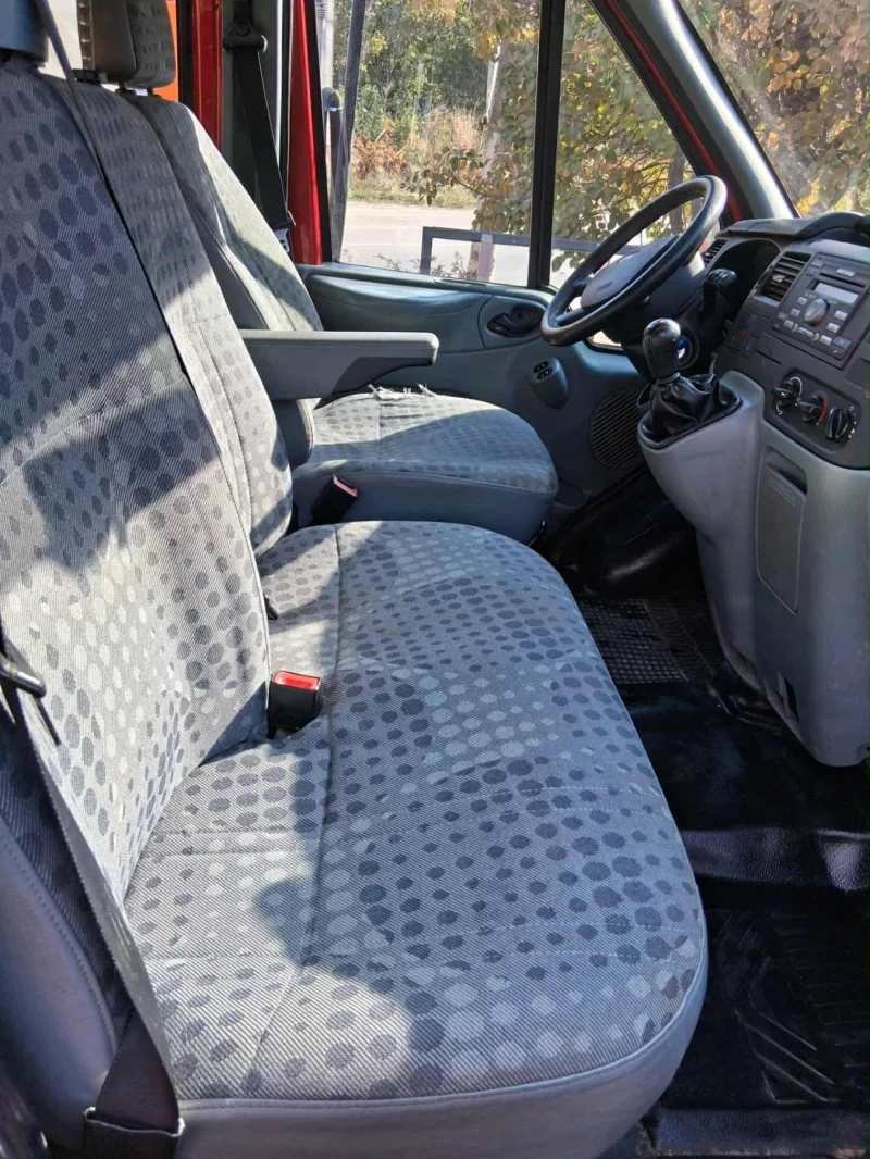 Ford Transit 2.2 cdti 125hp 2010g. 300.000km, снимка 13 - Бусове и автобуси - 52534445
