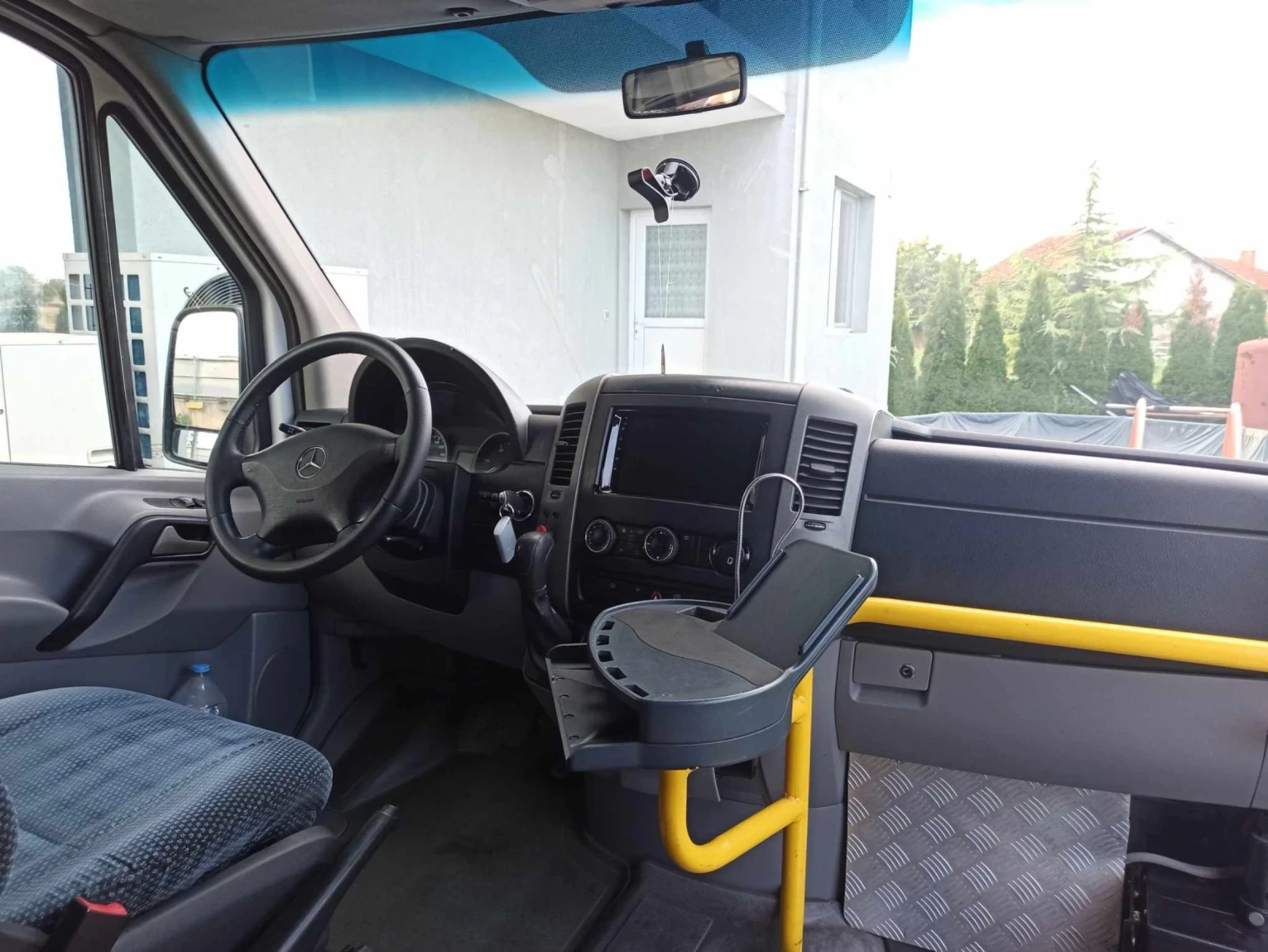 Mercedes-Benz Sprinter 311 311cdi, снимка 11 - Бусове и автобуси - 54317425