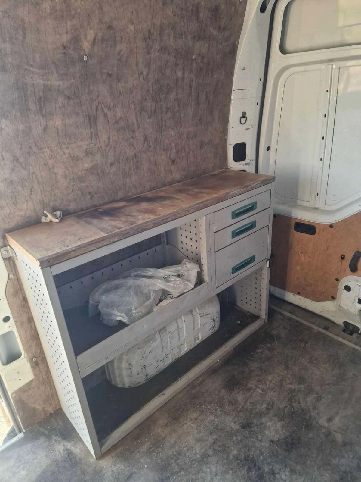 Renault Master автовишка, снимка 6 - Бусове и автобуси - 56331732