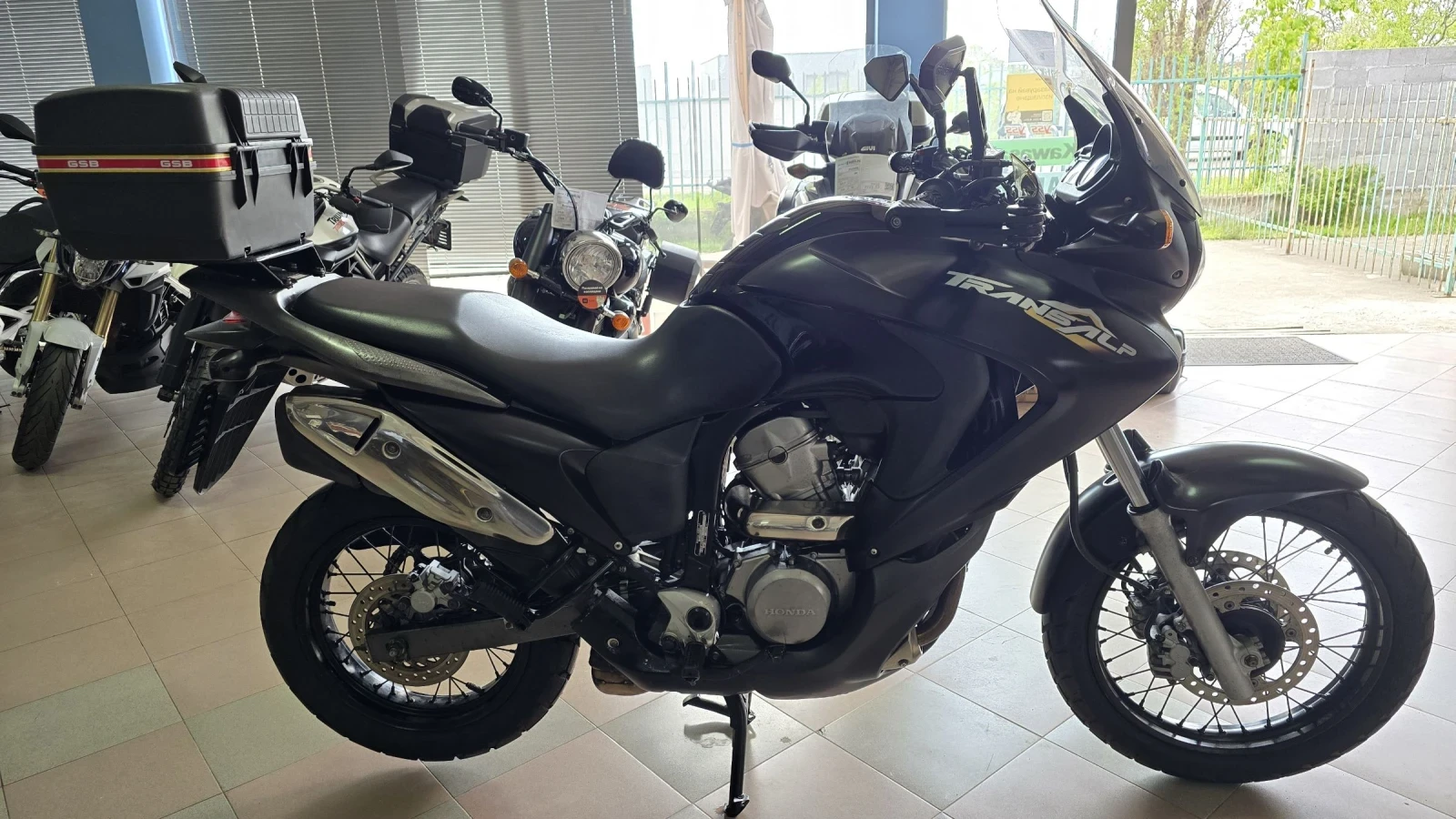 Honda Xlv 700  Transalp Лизинг !, снимка 4 - Мотоциклети и мототехника - 54257851