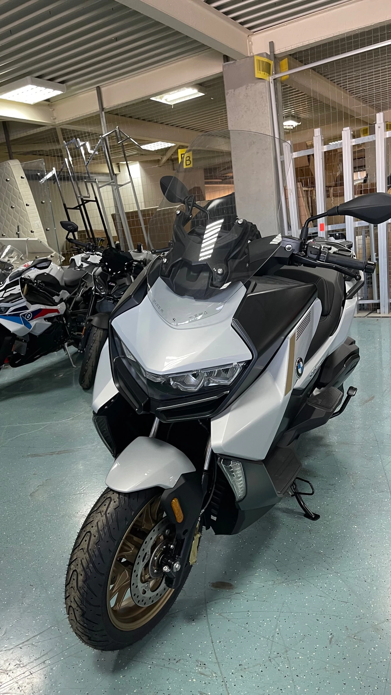 BMW C 400 GT , снимка 3 - Мотоциклети и мототехника - 54620525